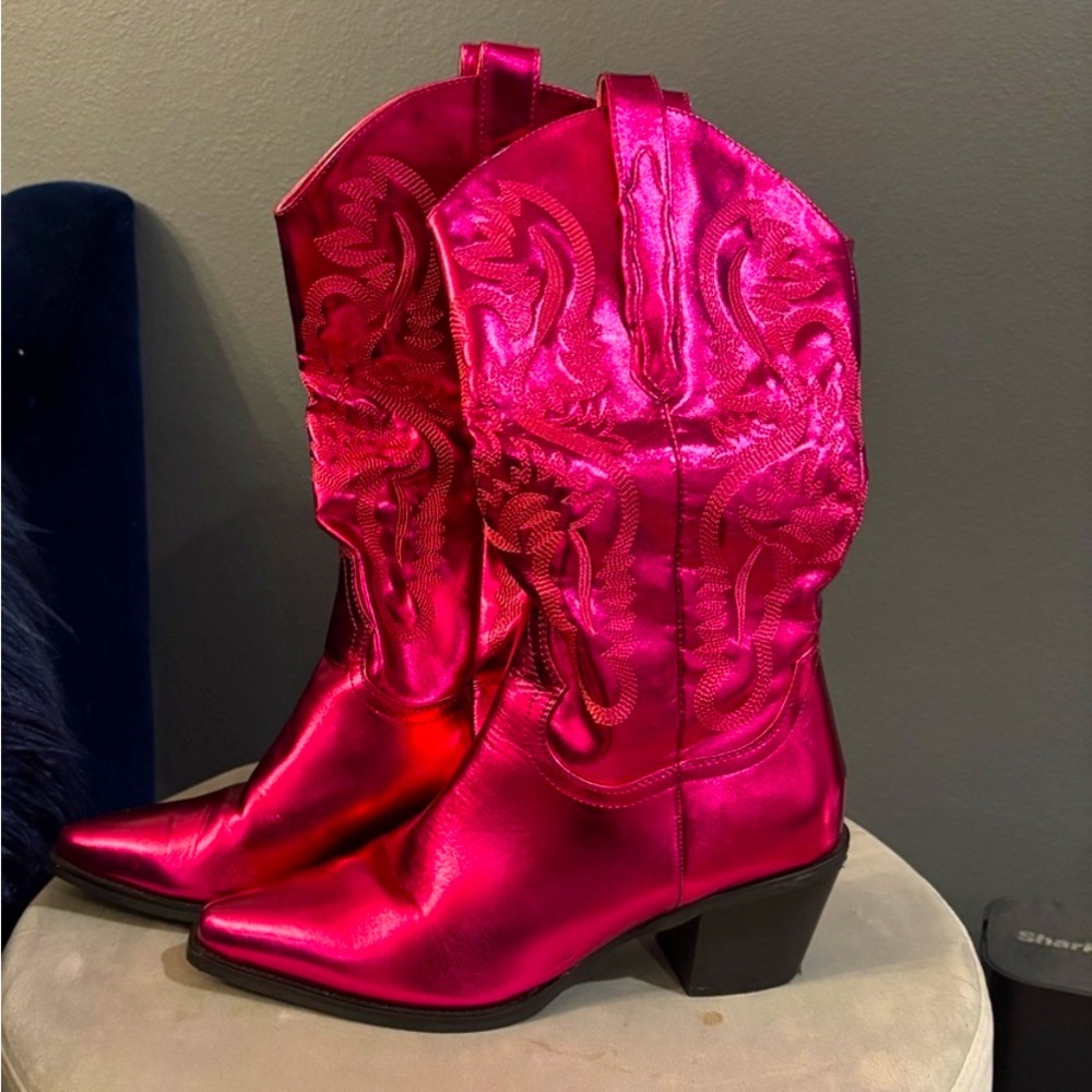 Danilo by Billini Fuchsia Metallic Western Boots – Size 10